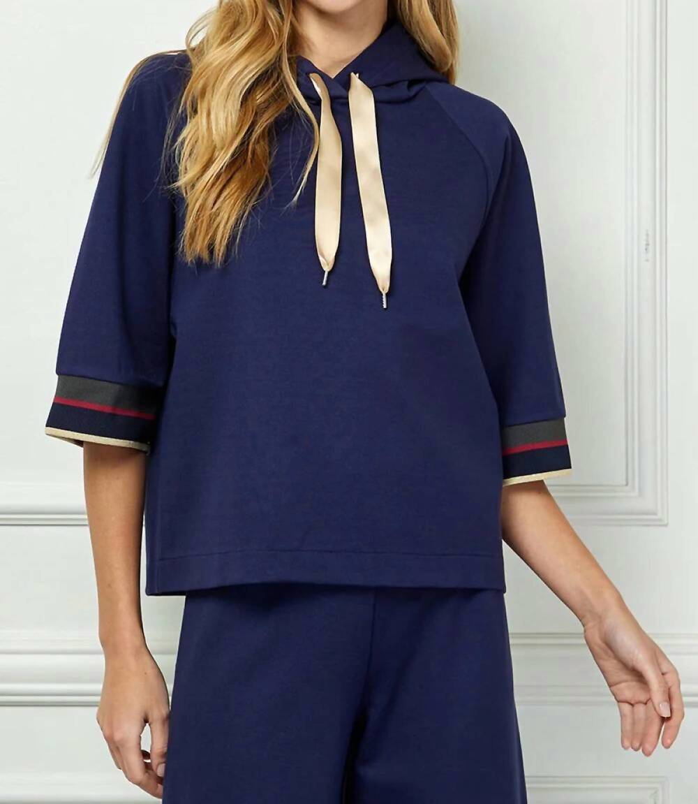 NEW SEE AND BE SEEN women's hooded sleeve top in blue
